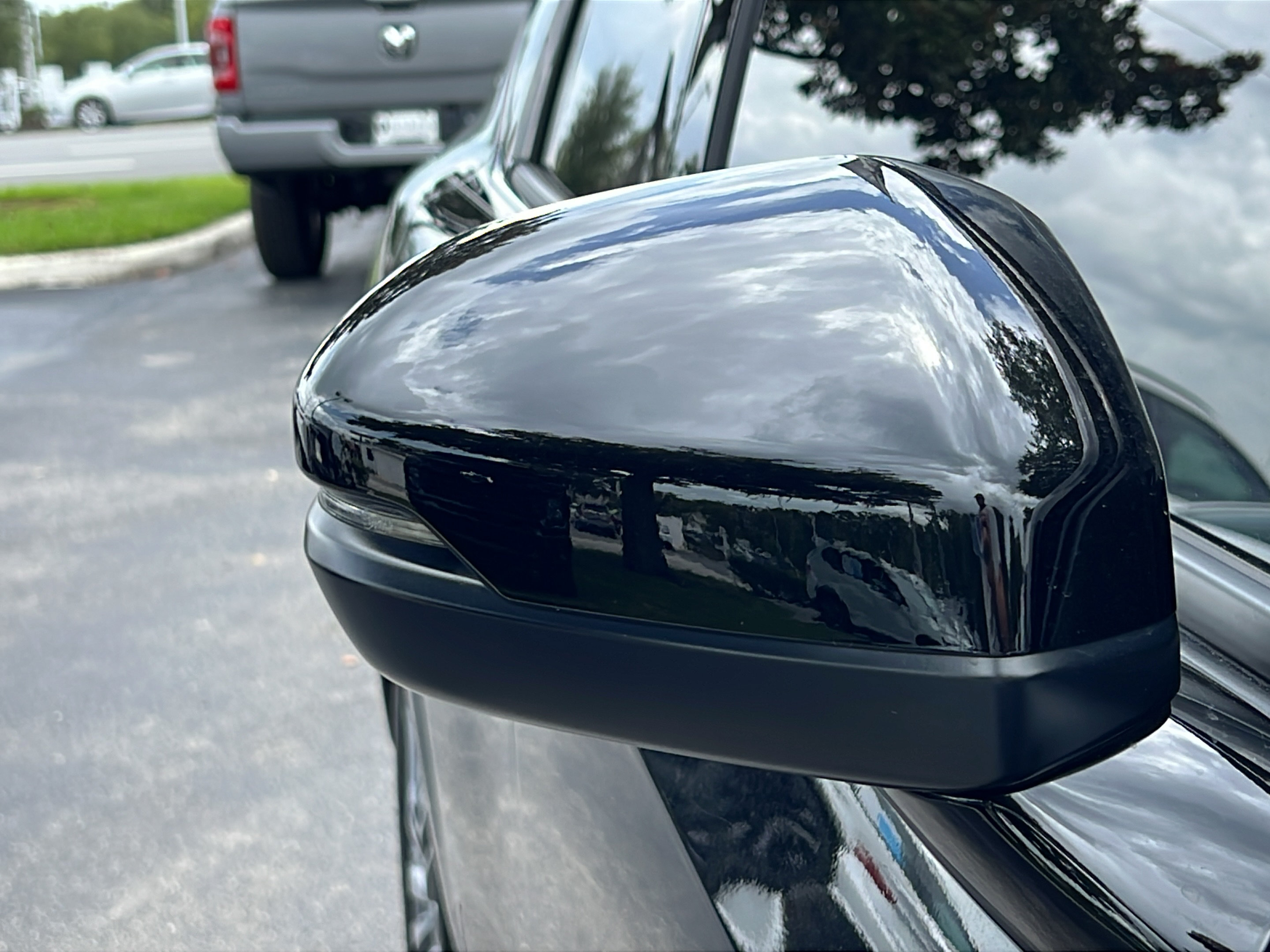 Used 2025 Acura ADX FWD image 11