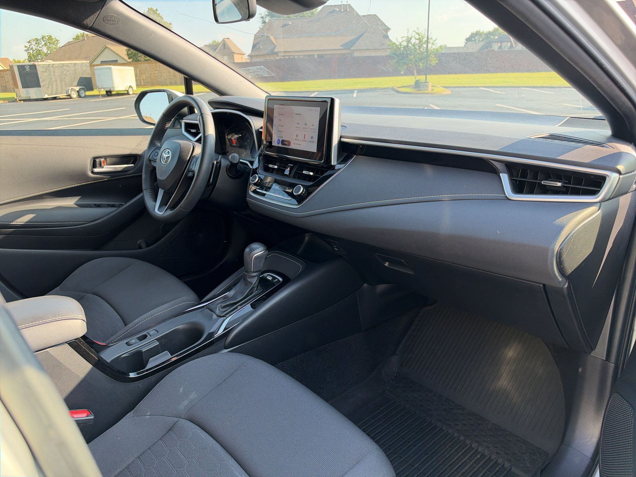 Used 2024 Toyota Corolla SE FWD image 19