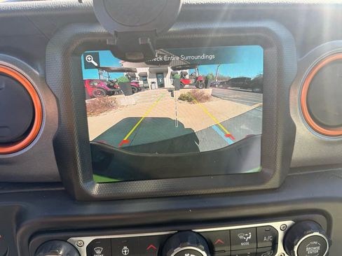 Used 2021 Jeep Gladiator Mojave image 21