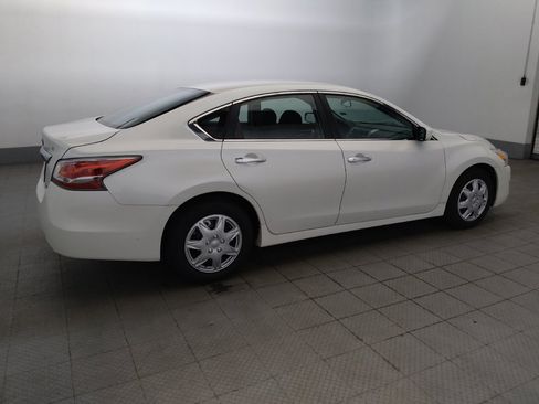 Used 2014 Nissan Altima 2.5 S FWD image 10