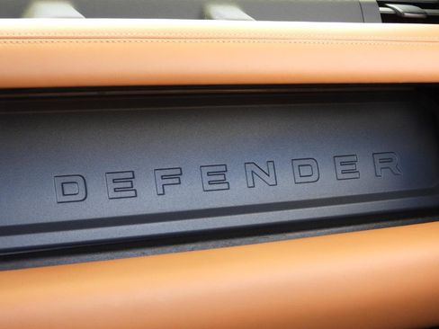 Used 2023 Land Rover Defender 90 X-Dynamic SE AWD/4WD image 50