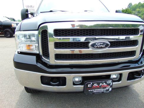 Used 2005 Ford F350 XLT AWD/4WD image 40