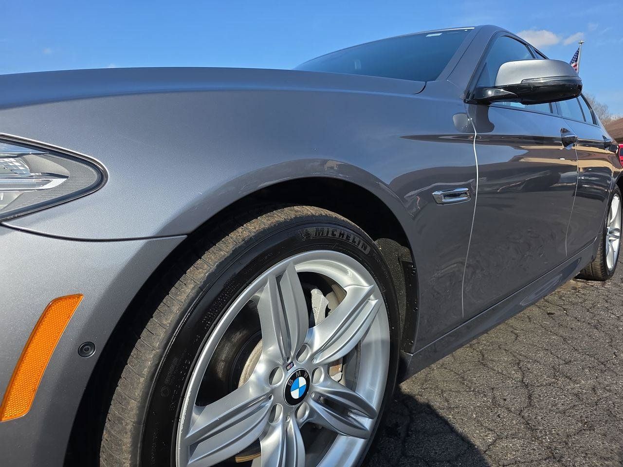 Used 2015 BMW 550i xDrive Sedan AWD/4WD image 38