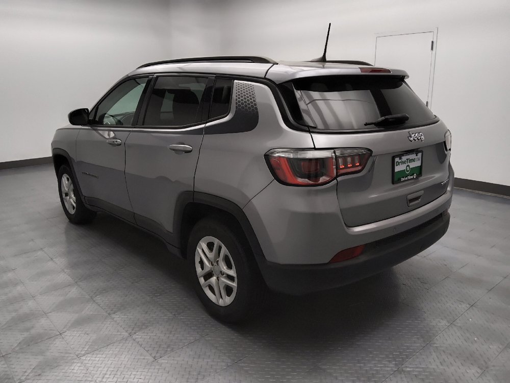Used 2018 Jeep Compass Sport w/ Tech Group FWD image 5