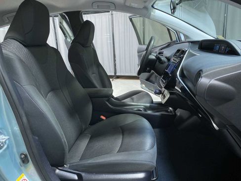 Used 2016 Toyota Prius Two FWD image 14