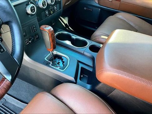 Used 2020 Toyota Sequoia Platinum image 15