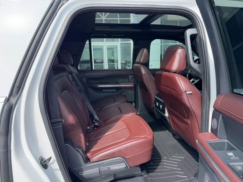 Used 2023 Ford Expedition Max Limited image 13