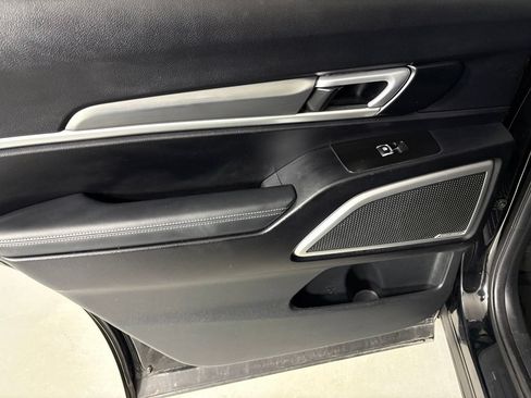 Used 2021 Kia Telluride LX AWD/4WD image 36