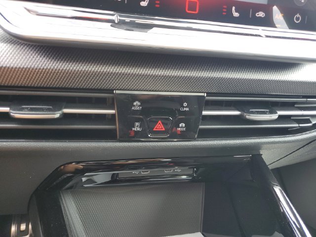 New 2026 Volkswagen GTI SE FWD image 28