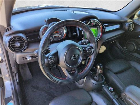 Used 2020 MINI Cooper S image 10