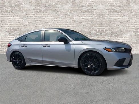 Used 2023 Honda Civic Sport image 1