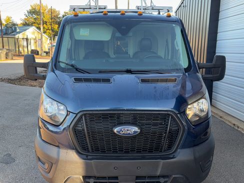 Used 2020 Ford Transit 350 DRW image 3
