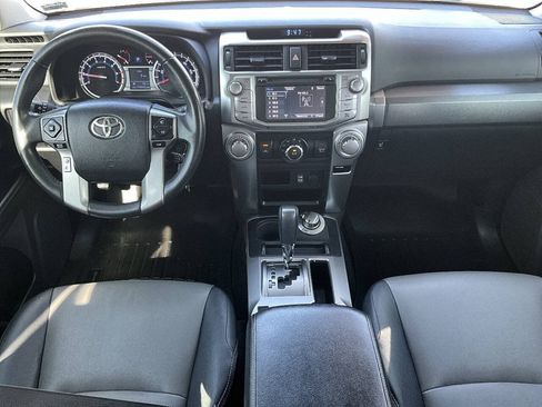 Used 2018 Toyota 4Runner SR5 Premium AWD/4WD image 13