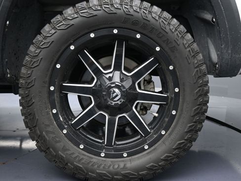 Used 2022 Nissan Titan PRO-4X w/ Pro-4x Utility Package image 10