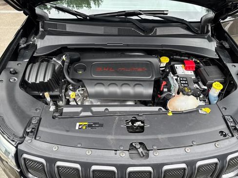 Used 2022 Jeep Compass Trailhawk w/ Trailhawk Elite Group AWD/4WD image 28