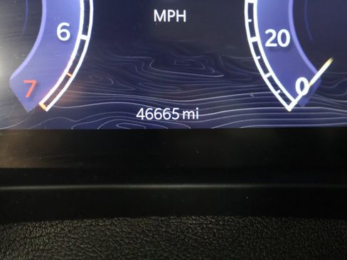 Used 2024 Jeep Grand Cherokee L Limited w/ Luxury Tech Group II image 46