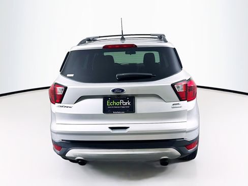 Used 2019 Ford Escape SEL image 7