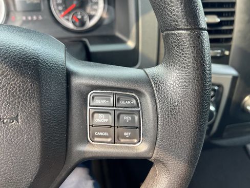 Used 2016 RAM 1500 Classic SLT image 23