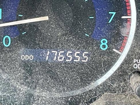 Used 2009 Toyota Sienna CE image 34