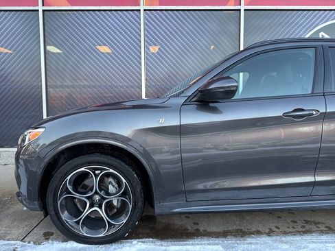 Used 2023 Alfa Romeo Stelvio Ti image 14