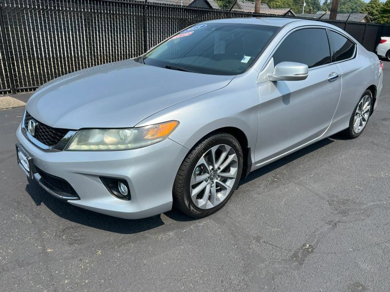 Used 2015 Honda Accord EX-L image 2