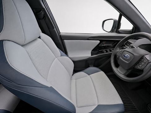 Used 2023 Subaru Solterra AWD image 12