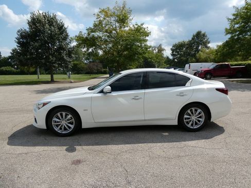 Used 2018 INFINITI Q50 Pure AWD/4WD image 8