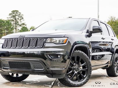 Used 2018 Jeep Grand Cherokee Altitude
