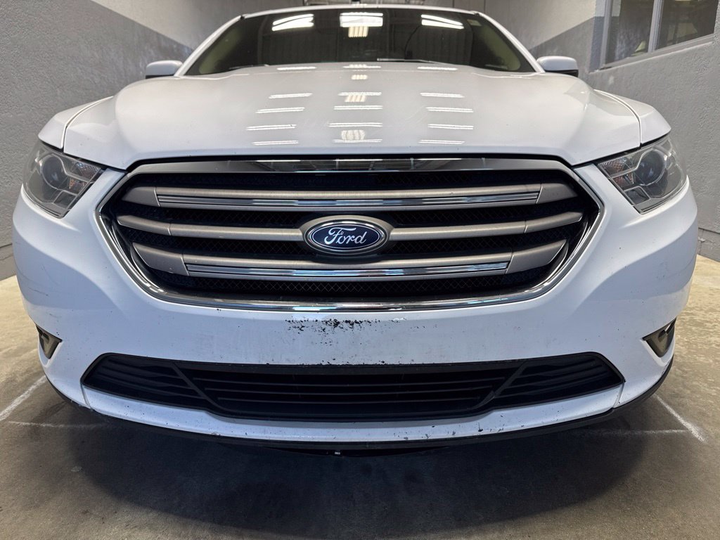 Used 2016 Ford Taurus SEL w/ Equipment Group 201A AWD/4WD image 5