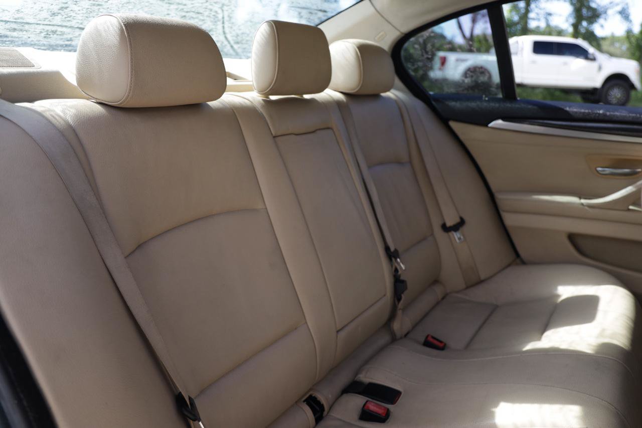 Used 2011 BMW 528i Sedan RWD image 14