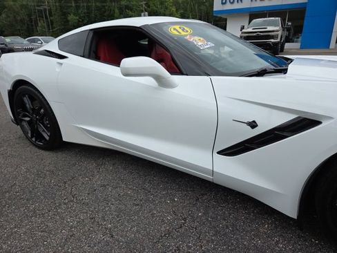 Used 2018 Chevrolet Corvette Stingray Coupe w/ 1LT RWD image 10