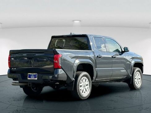 Used 2024 Toyota Tacoma SR5 AWD/4WD image 6