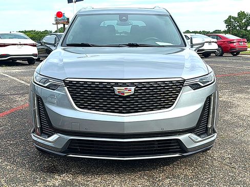 Used 2024 Cadillac XT6 Premium Luxury FWD image 11