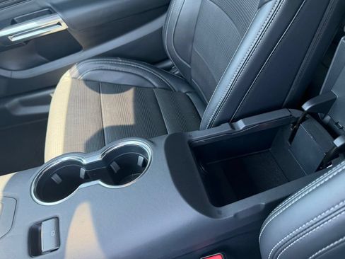 Used 2025 Ford Mustang GT Premium RWD image 25
