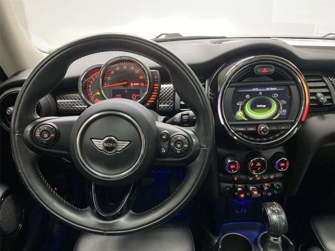 Used 2017 MINI Cooper S image 30