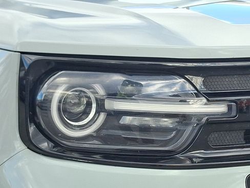 Used 2021 Ford Bronco Sport Outer Banks image 9