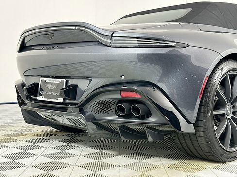 Used 2021 Aston Martin V8 Vantage Roadster RWD image 31
