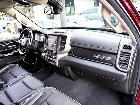 Used 2019 RAM 1500 Laramie image 10