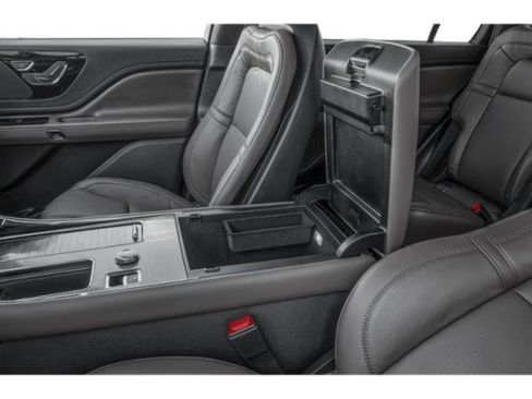 New 2026 Lincoln Aviator Reserve AWD/4WD image 11