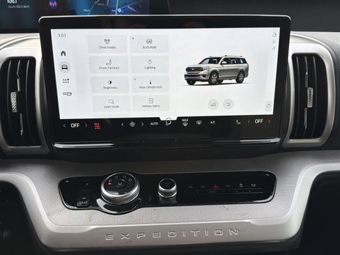 New 2026 Ford Expedition Max Active image 17