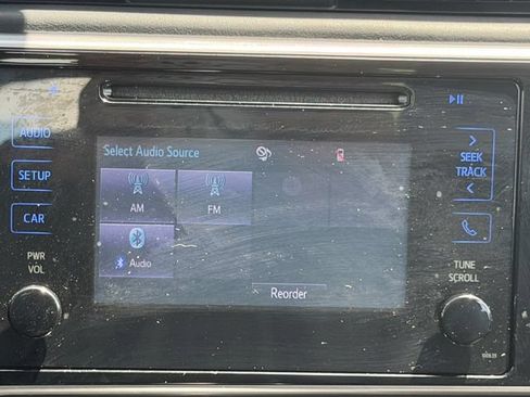 Used 2017 Toyota Corolla SE FWD image 18
