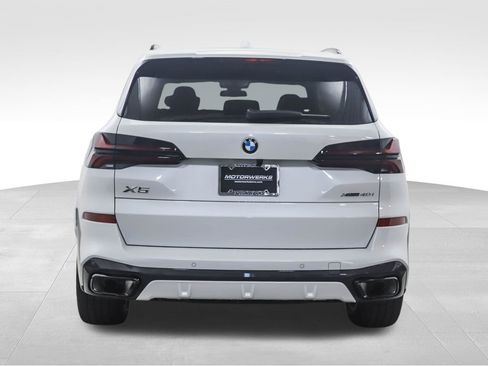 Used 2026 BMW X5 xDrive40i w/ M Sport Package image 4