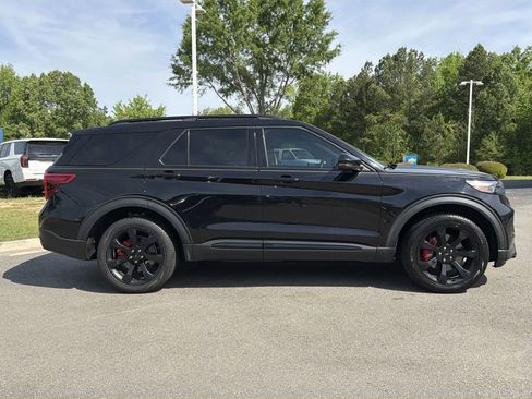 Used 2023 Ford Explorer ST w/ Equipment Group 401A AWD/4WD image 11
