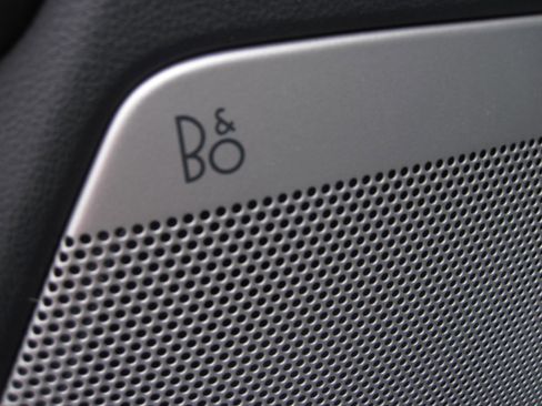 Used 2023 Ford F150 Platinum image 10