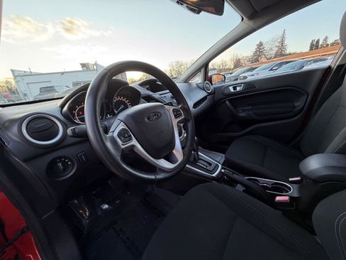 Used 2015 Ford Fiesta SE w/ Comfort Package image 7