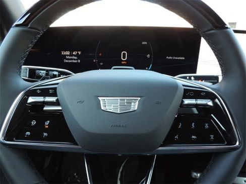 New 2026 Cadillac Lyriq Premium Luxury image 24