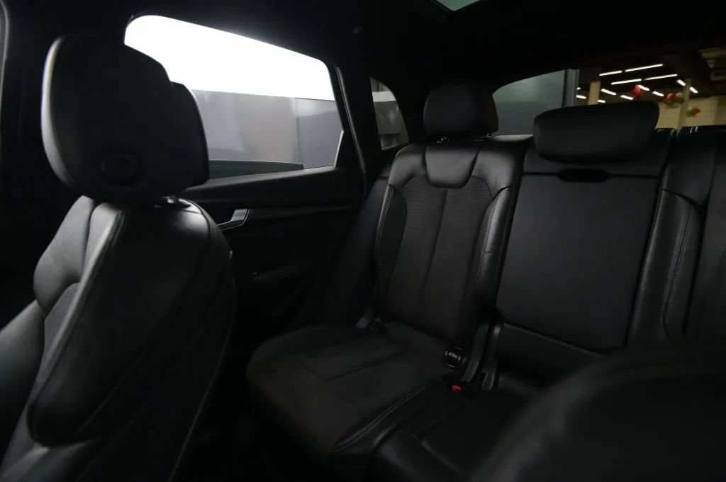 Used 2022 Audi SQ5 Premium Plus w/ Premium Plus Package AWD/4WD image 42