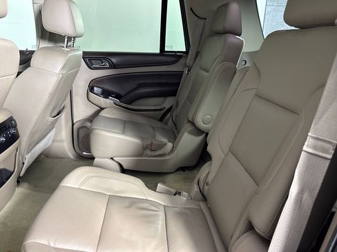Used 2016 Chevrolet Tahoe LT w/ Luxury Package image 29
