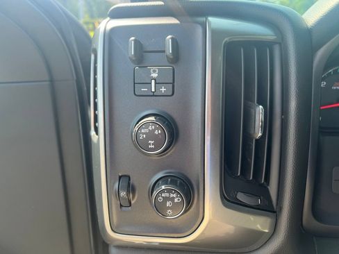 Used 2016 Chevrolet Silverado 1500 LT w/ All Star Edition AWD/4WD image 23