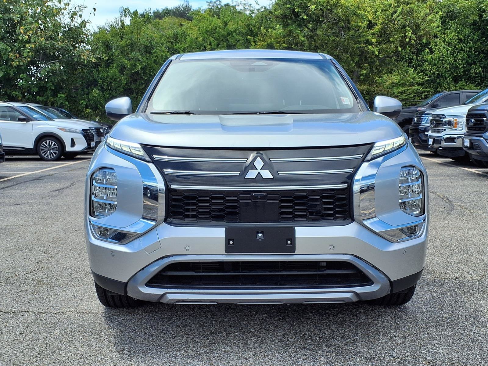 Used 2025 Mitsubishi Outlander SE FWD image 20